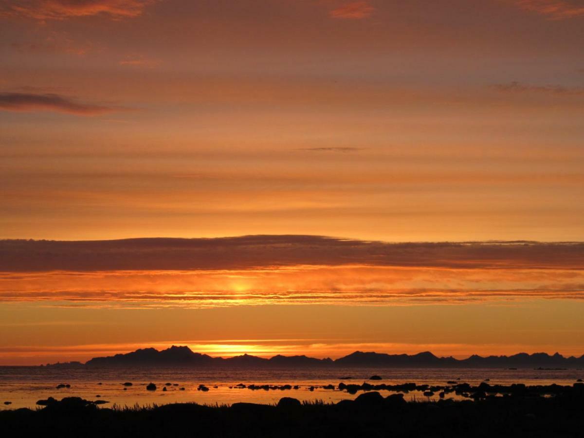 Lofoten - Hoynes Bostad Buitenkant foto